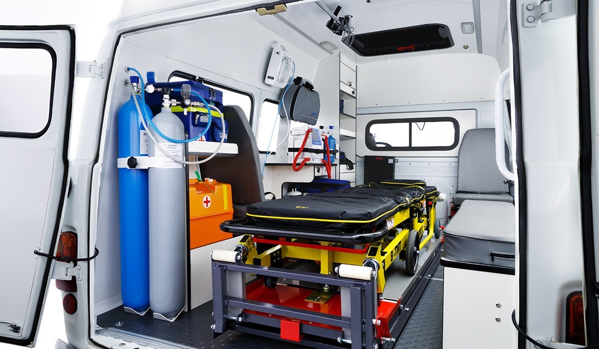 Автомобили и медицинская техника: роль в транспортировке и спасении пострадавших